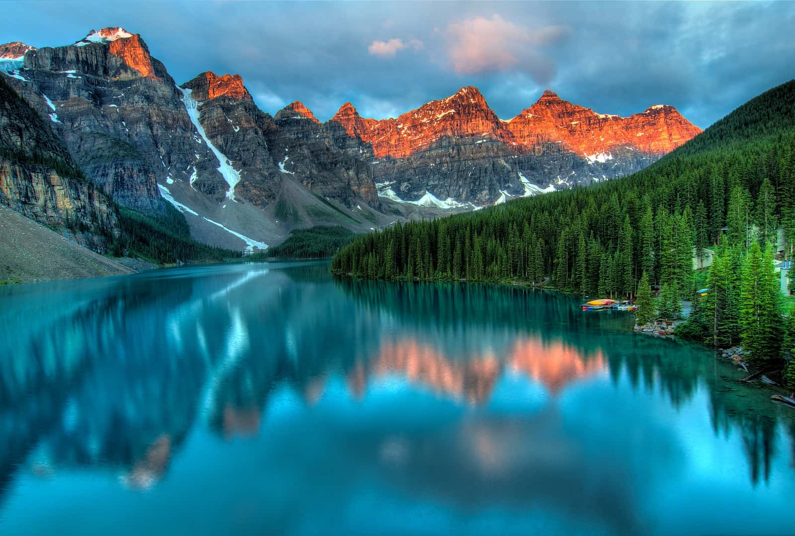 Moraine Lake im Morgenlicht, Banff Nationalpark