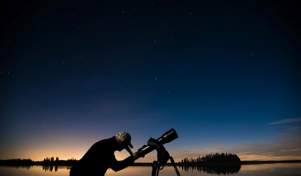 Im Lichtschutzgebiet Beaver Hills Dark Sky Preserve lassen sich der Nachthimmel, die Sterne und die Galaxien ohne Beeinträchtigungen durch künstliche Lichtquellen beobachten. Foto Edmonton Tourism