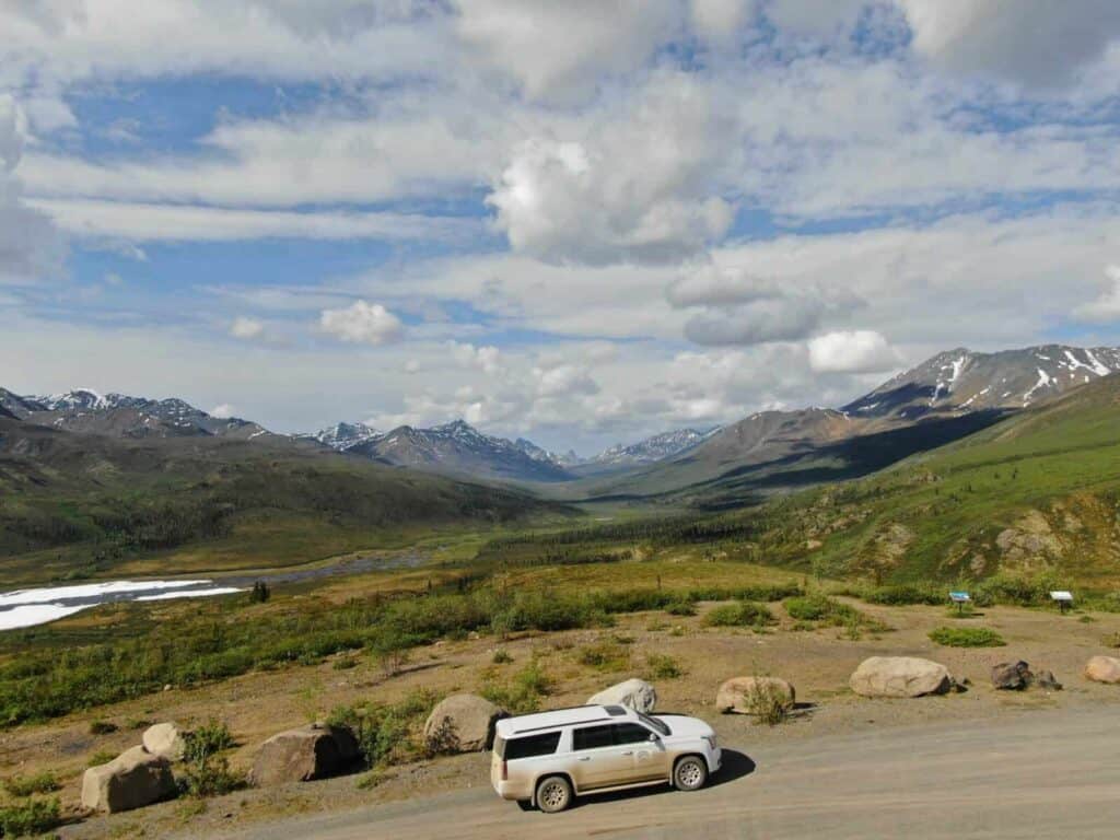 Dempster Highway im Tombstone Territorial Park, Yukon